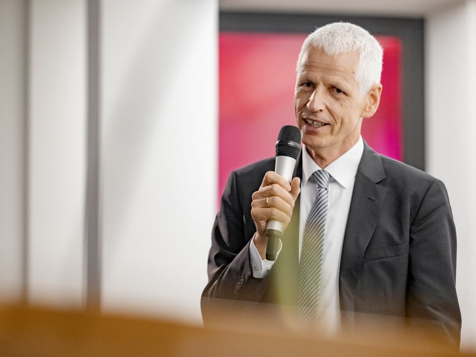 Herr Schmieding beim Vortrag